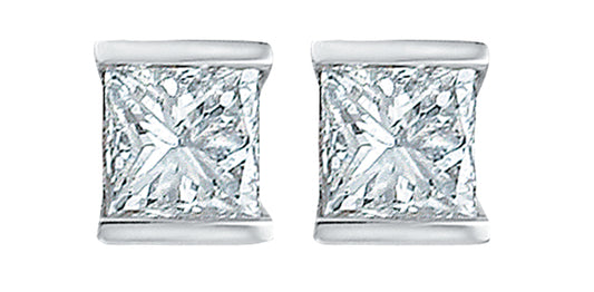 EE1179W/20 14Ky Dia Studs