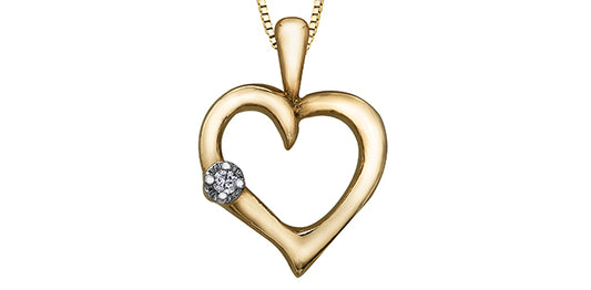 B11 10KY Heart Diamond Pendant