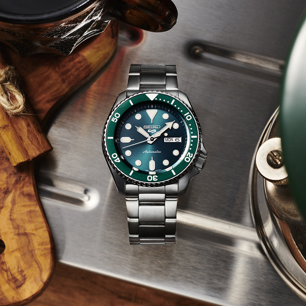 Seiko 5 Mens Green Stainless Automatic Watch